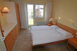 Schlafzimmer Eltern