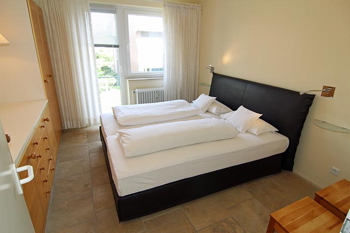 Schlafzimmer Eltern